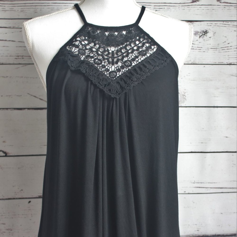 Crochet Flowy Tank